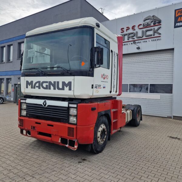 Renault Magnum 420