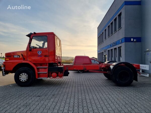 Scania 82M 210
