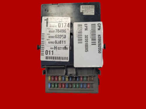 SKRZYNKA BEZPIECZNIKÓW MODUŁ RENAULT LAGUNA II 8200141158 8200004201E