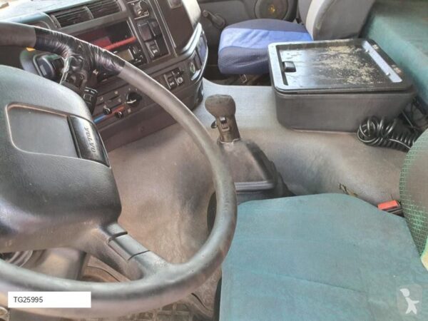 6207105 (6) Volvo FM12