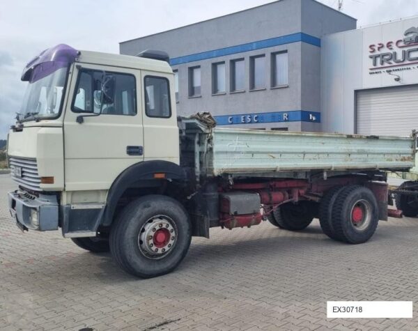 CREATOR: gd-jpeg v1.0 (using IJG JPEG v62), quality = 90? Iveco Magirus 180-250