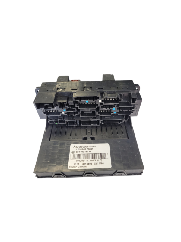 Mercedes-Benz CLK Ramka / Moduł bezpieczników CLK 220 CDI Diesel 2095452801 5DK 008 485-14