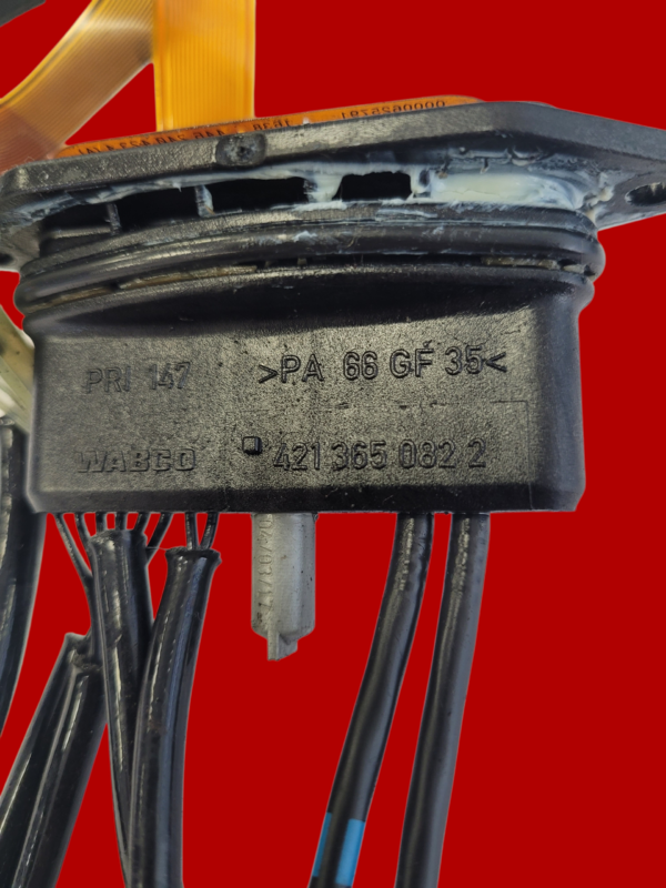 WIĄZKA PRZEWODÓW ZMIANY BIEGÓW I SHIFT RENAULT VOLVO 4213650822