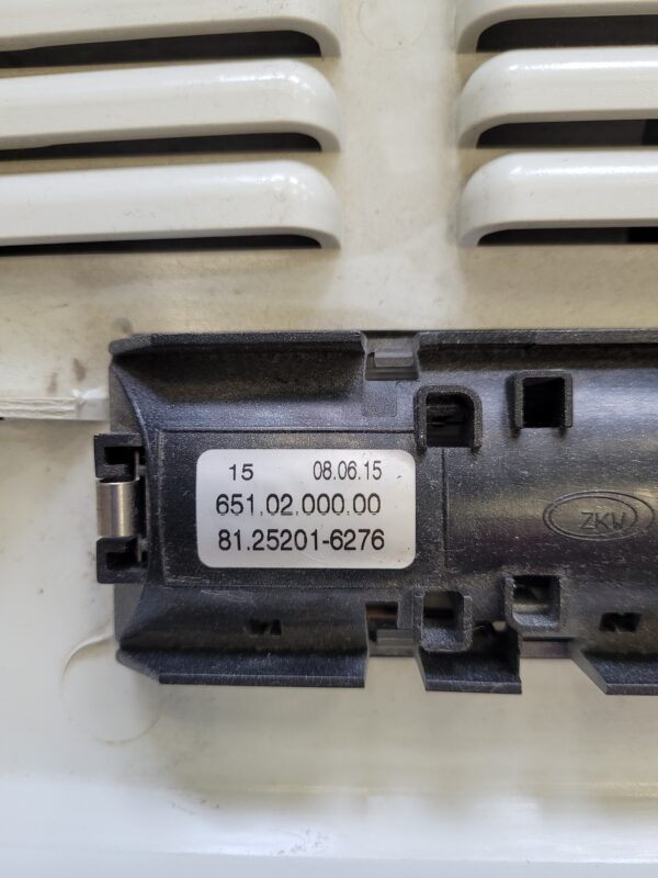 OSŁONA SZYBERDACHU MAN TGA 651.02.000.00 81.25201-6276