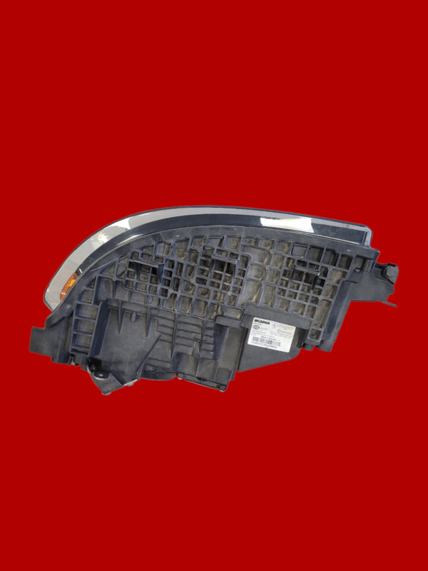 LAMPA REFLEKTOR LEWY MANUALNY SCANIA R S 2016 2674382