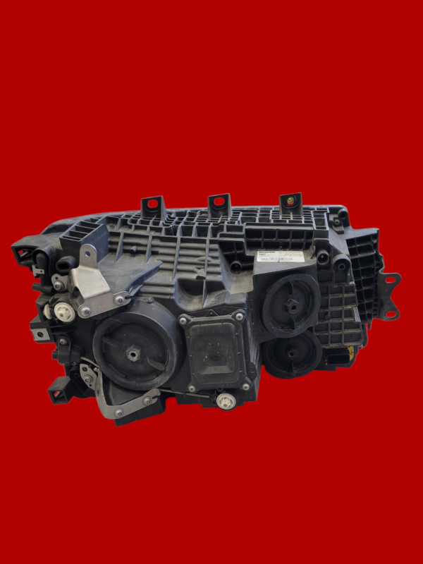 LAMPA REFLEKTOR LEWY MANUALNY SCANIA R S 2016 2674382