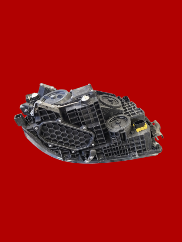 LAMPA REFLEKTOR LEWY MANUALNY SCANIA R S 2016 2674382