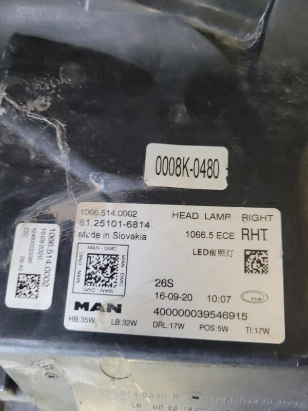 Reflektor przedni prawy do MAN TGX 81.25101-6814