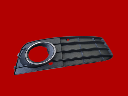 20260210_094838 AUDI A4 B8 atrapa zaślepka kratka halogenu prawa 133727-2 8KD807682