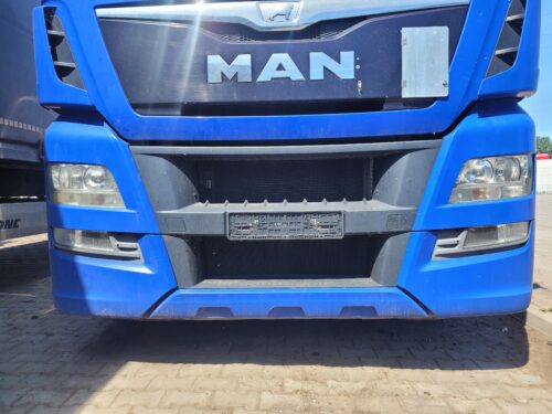 ZDERZAK KOMPLETNY Z LAMPAMI HALOGENAMI MAN TGX 18.440 EURO 5 2014r.