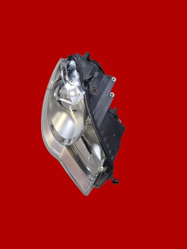 Reflektor Przód Prawa do VW TOURAN 1307022688